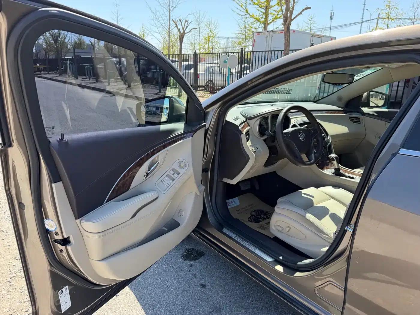 Buick LaCrosse 2013 2.0T SIDI Elite Technology Edition — миниатюра 9