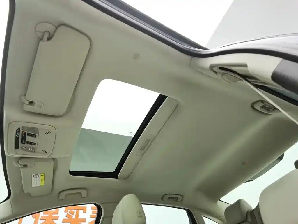 Buick LaCrosse 2019 28T Elite — миниатюра 14