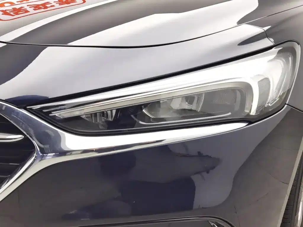 Buick LaCrosse 2019 28T Elite — миниатюра 7