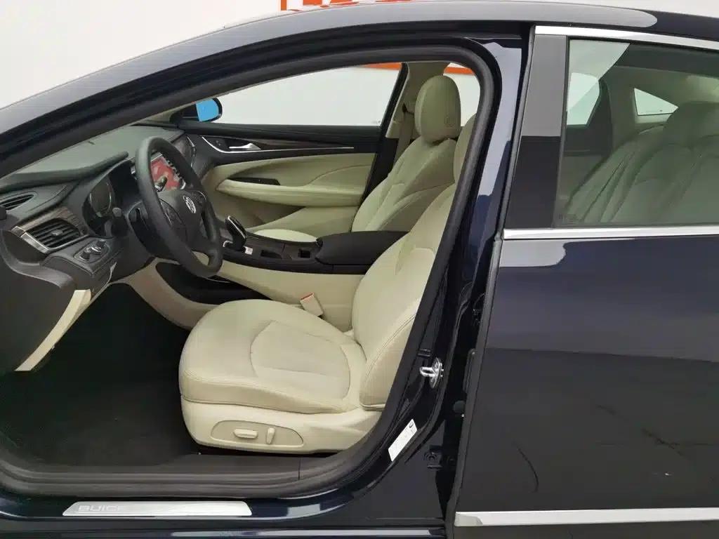 Buick LaCrosse 2019 28T Elite — миниатюра 10