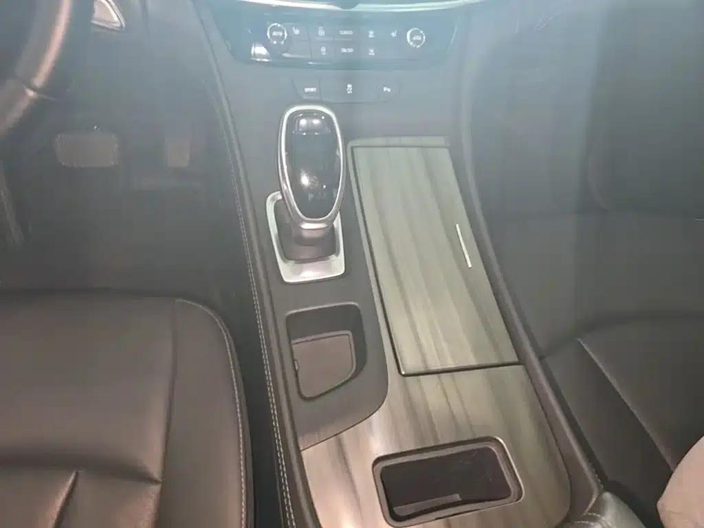 Buick LaCrosse 2020 652T Luxury Edition — миниатюра 10
