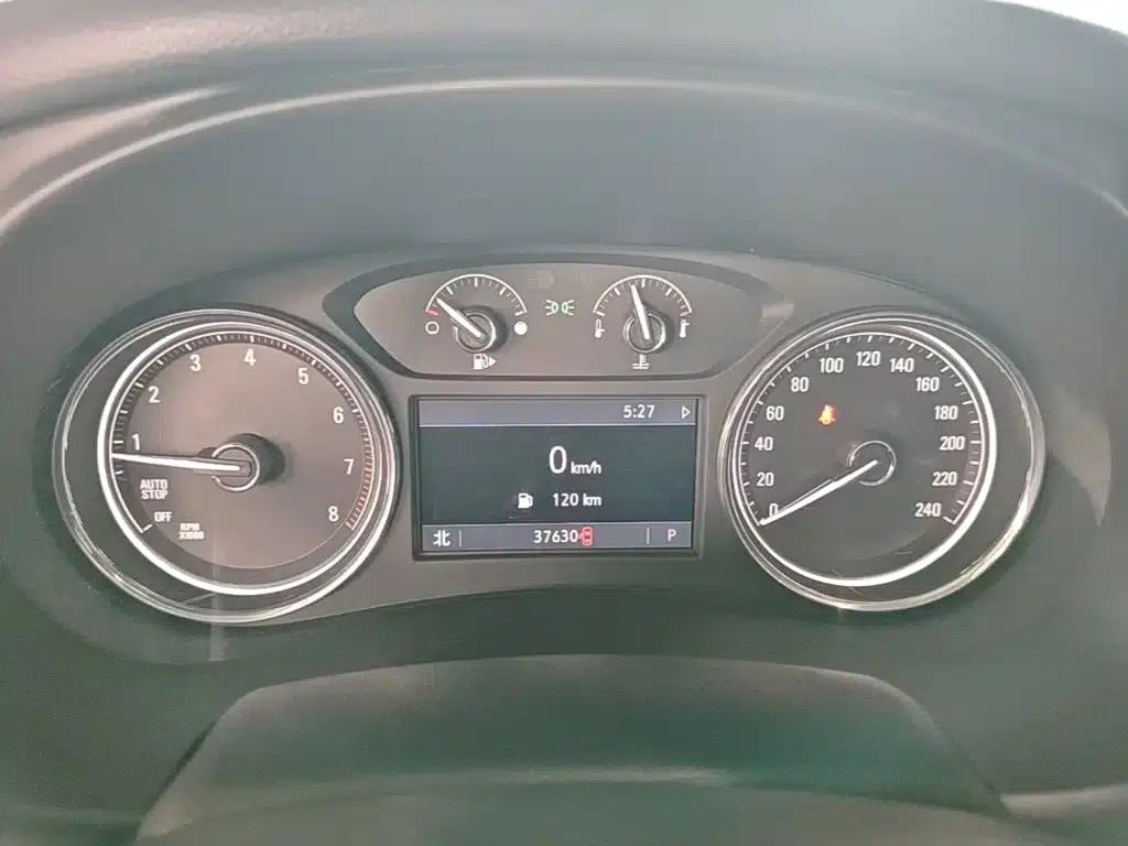 Buick LaCrosse 2021 552T Luxury Edition — миниатюра 12
