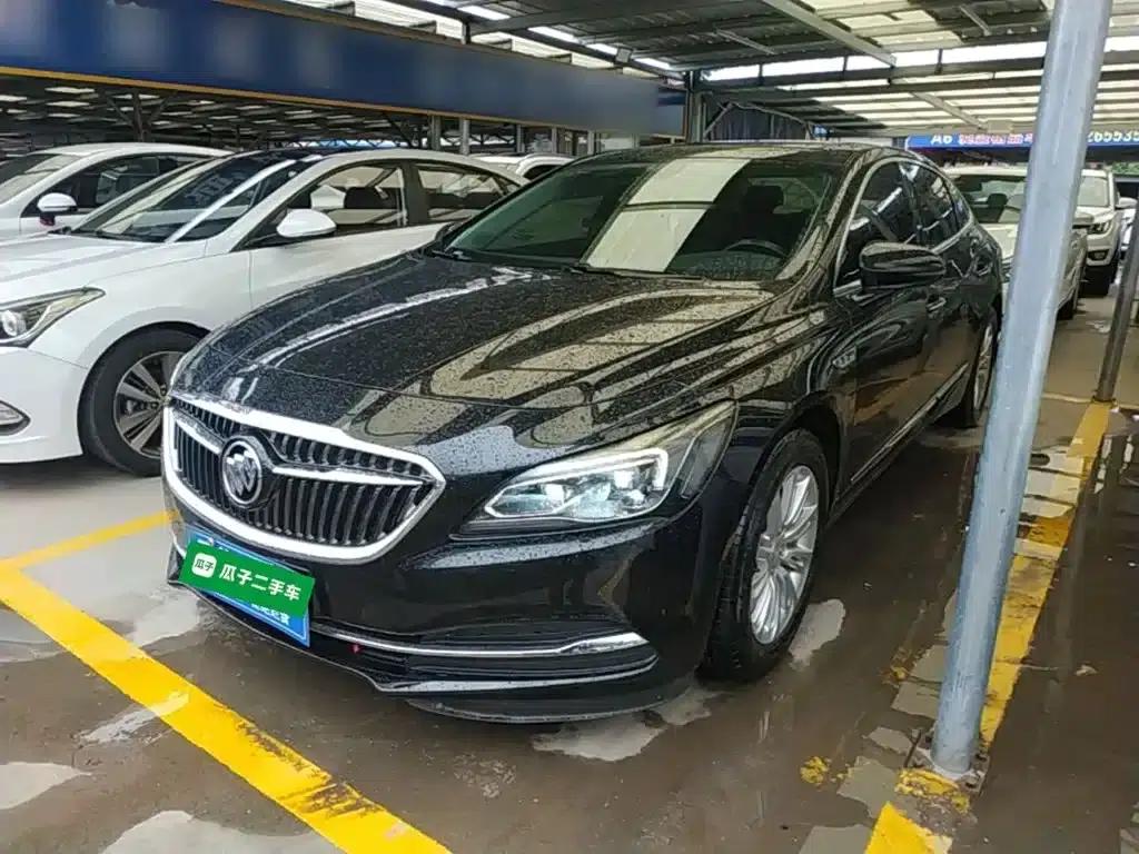 Buick LaCrosse 2018 20T Elite — миниатюра 2