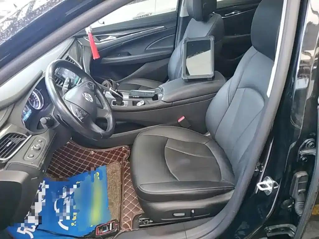 Buick LaCrosse 2018 20T Elite — миниатюра 15