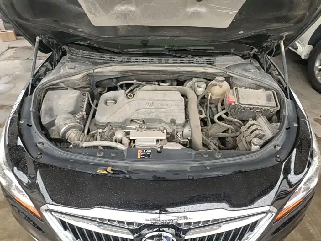 Buick LaCrosse 2018 20T Elite — миниатюра 20