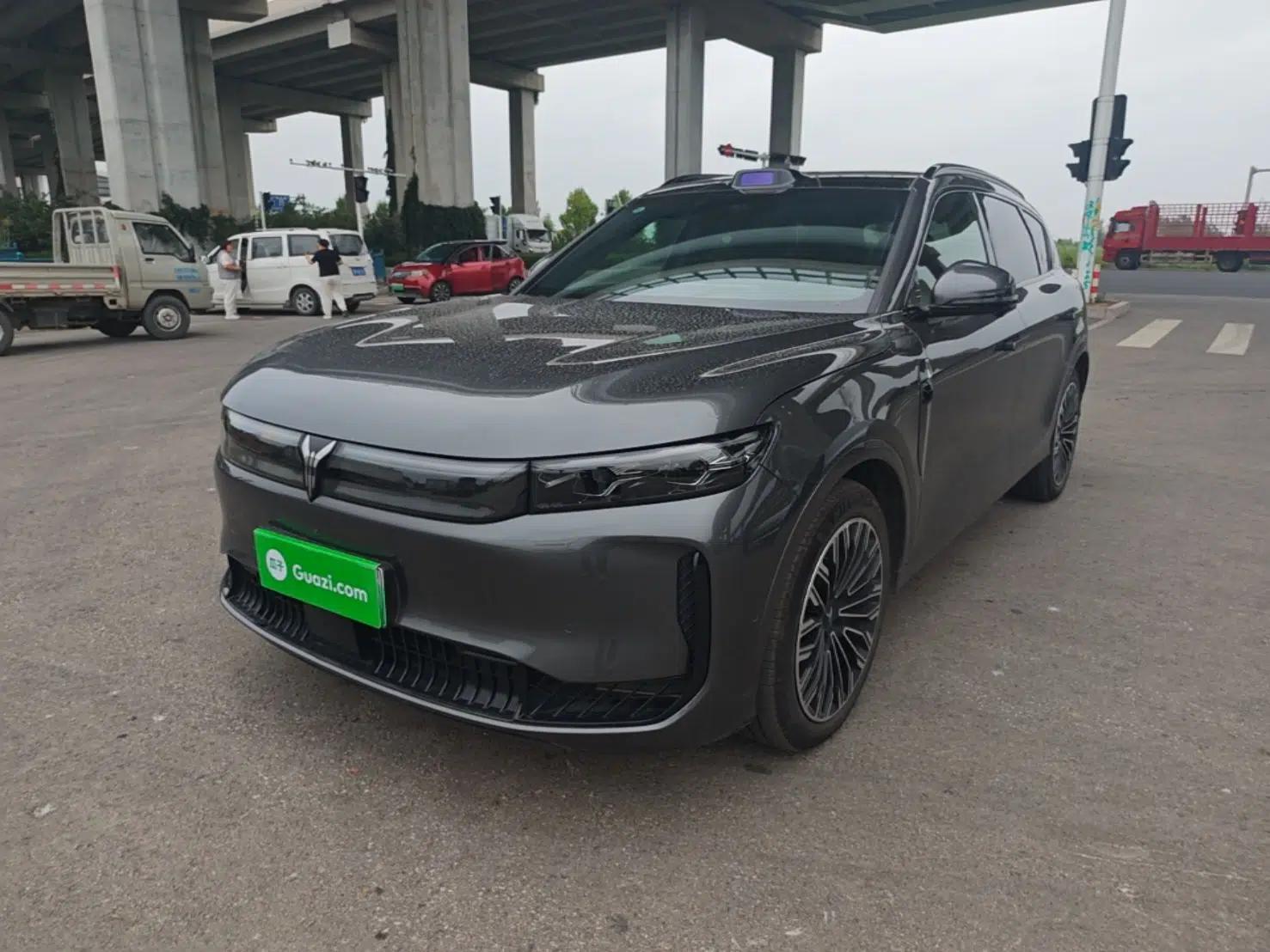VOYAH FREE 2025 Model FREE+ Four-Wheel-Drive Qiankun Edition — миниатюра 1