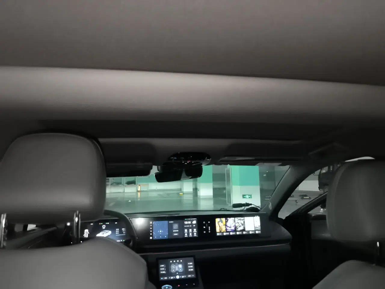 VOYAH PASSION 2024 PHEV Four-Wheel Drive Ultra-Long Range Executive Edition — миниатюра 18