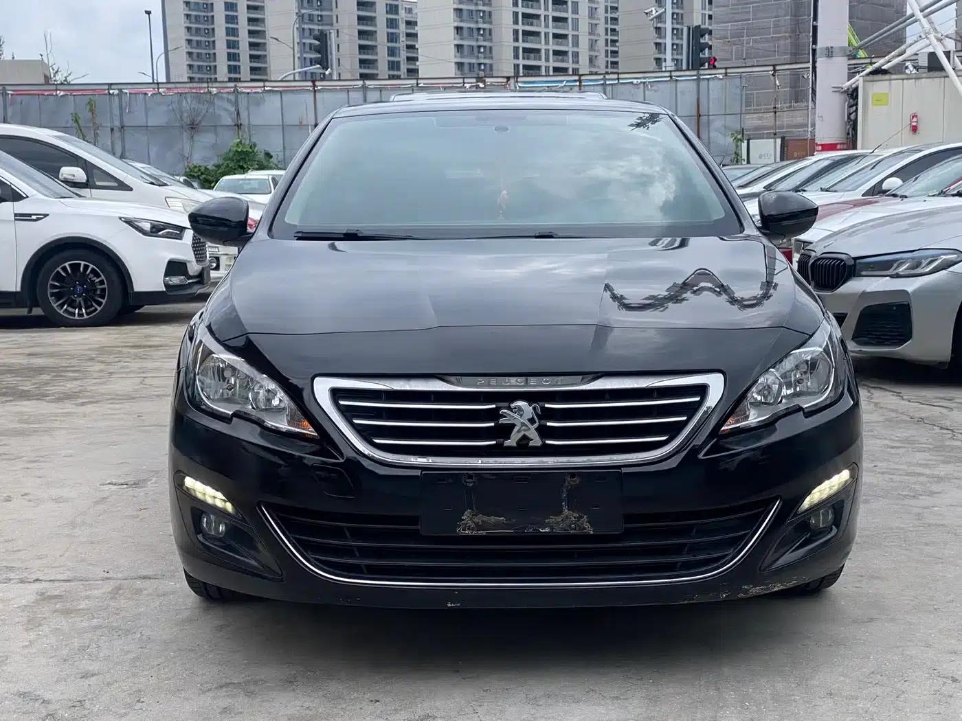 Peugeot 408 2015 1.2T Automatic Luxury Edition — миниатюра 2