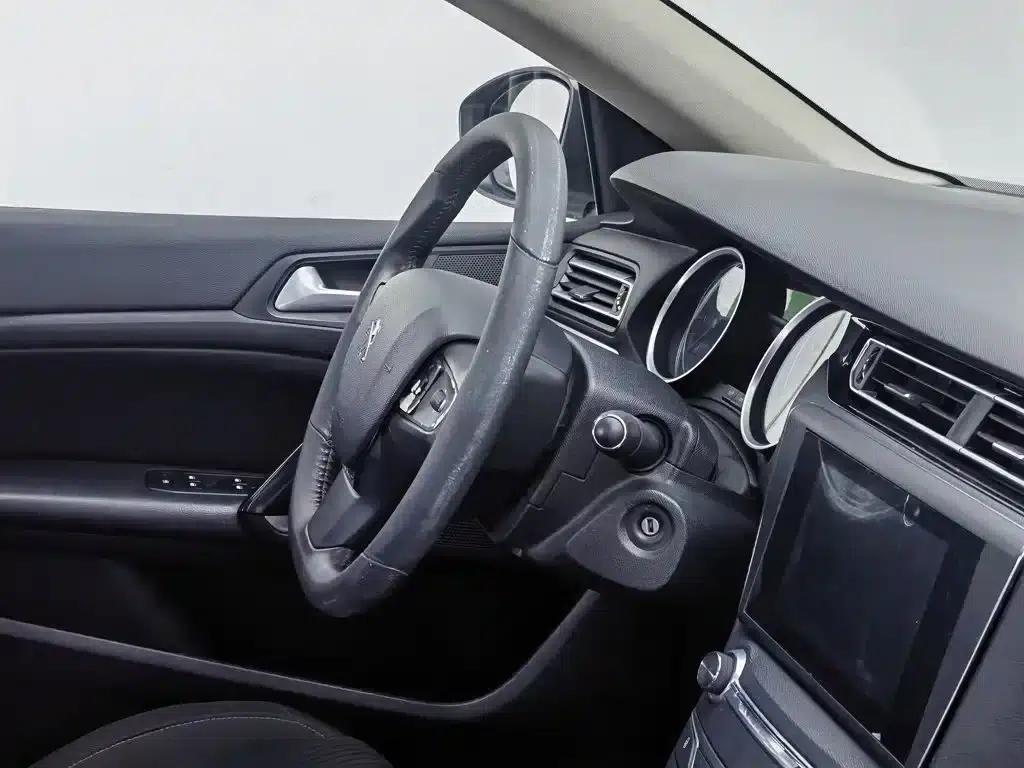 Peugeot 408 2014 1.8L Automatic Luxury Edition — миниатюра 22