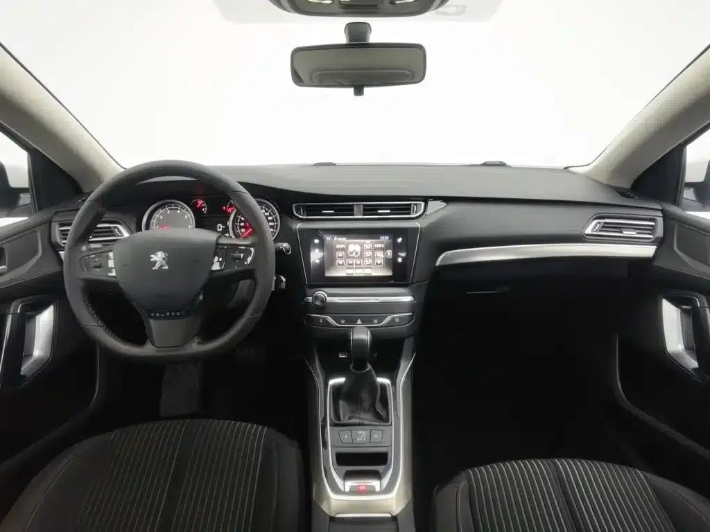 Peugeot 408 2014 1.8L Automatic Luxury Edition — миниатюра 5