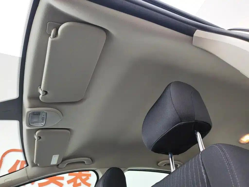 Peugeot 408 2013 2.0L Automatic Comfort Edition — миниатюра 14