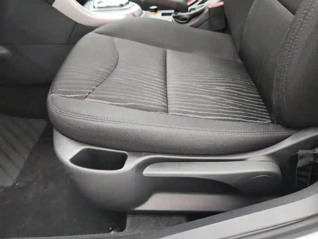 Peugeot 408 2013 2.0L Automatic Comfort Edition — миниатюра 20