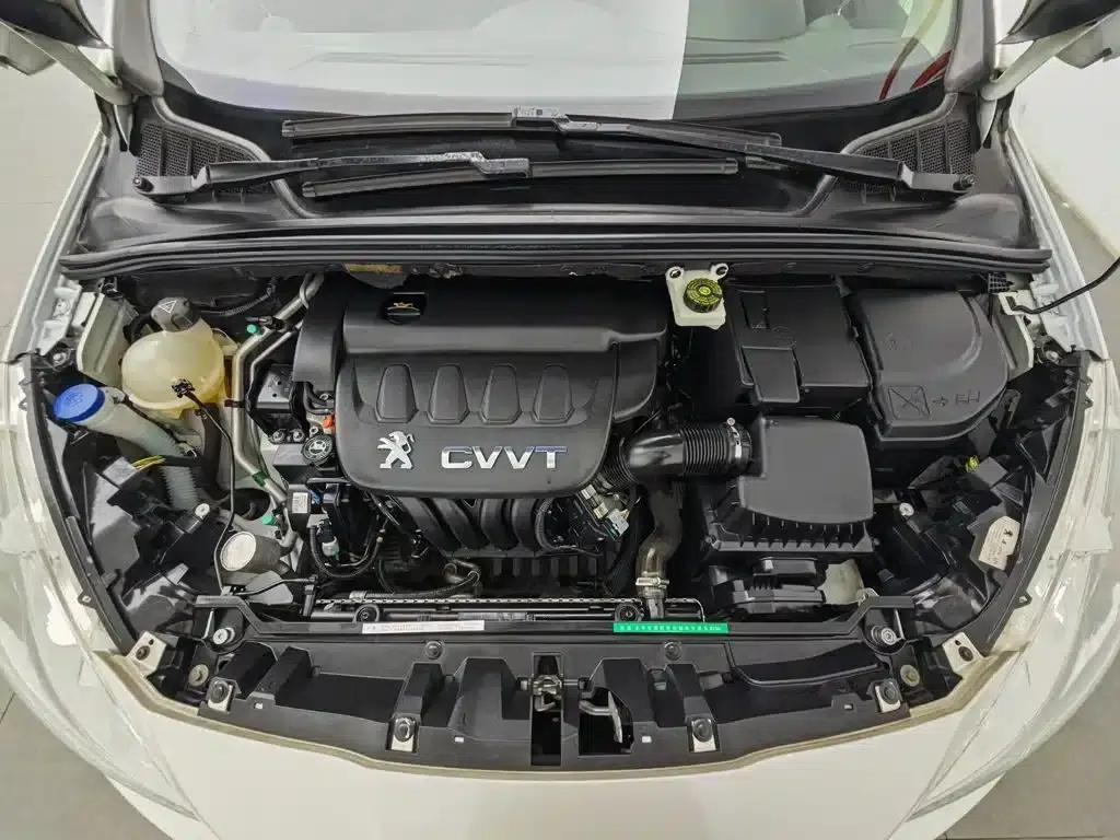 Peugeot 408 2013 2.0L Automatic Comfort Edition — миниатюра 6