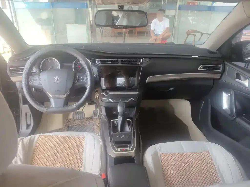 Peugeot 408 2015 1.2T Automatic Luxury Edition — миниатюра 12
