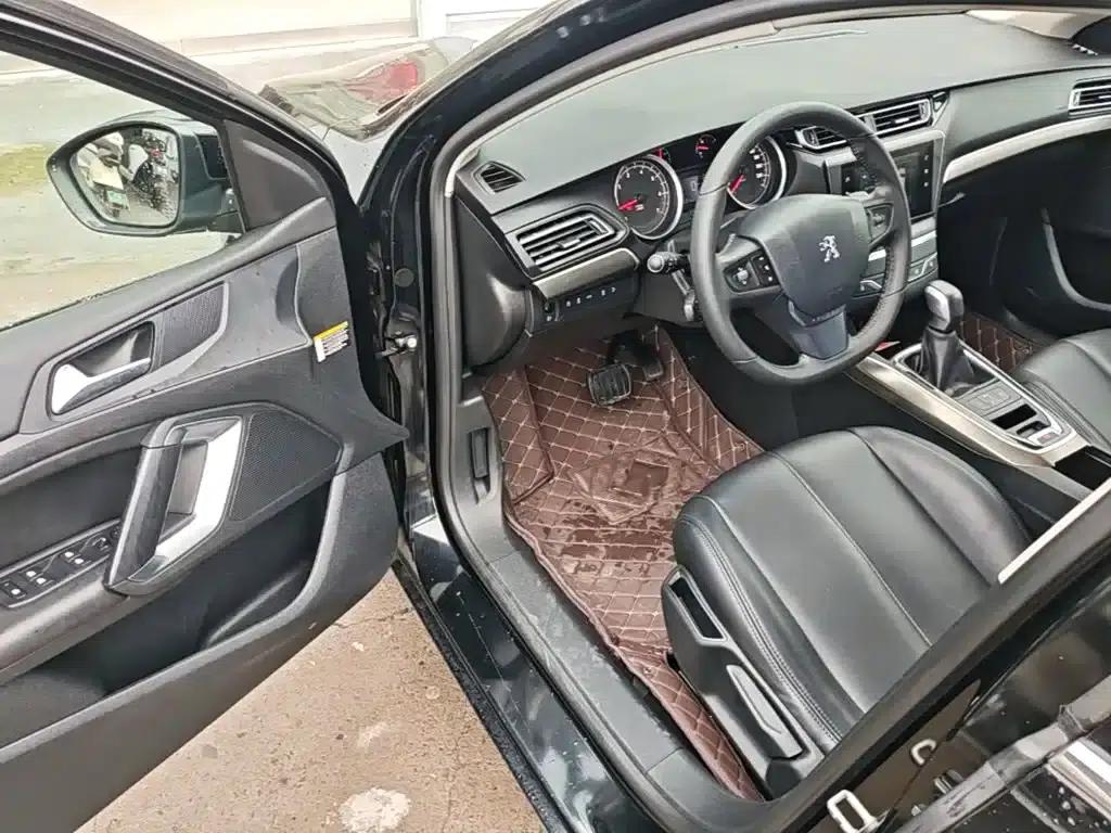Peugeot 408 2018 350THP Automatic Luxury Edition — миниатюра 16