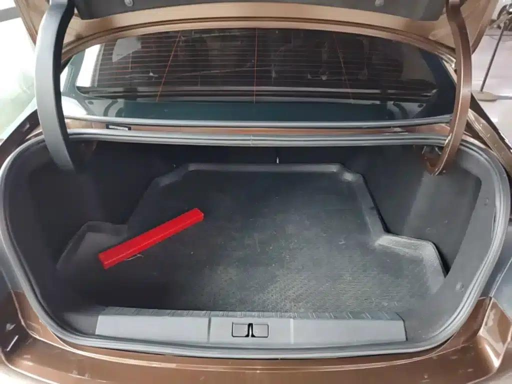 Peugeot 408 2014 1.8L Automatic Luxury Edition — миниатюра 19