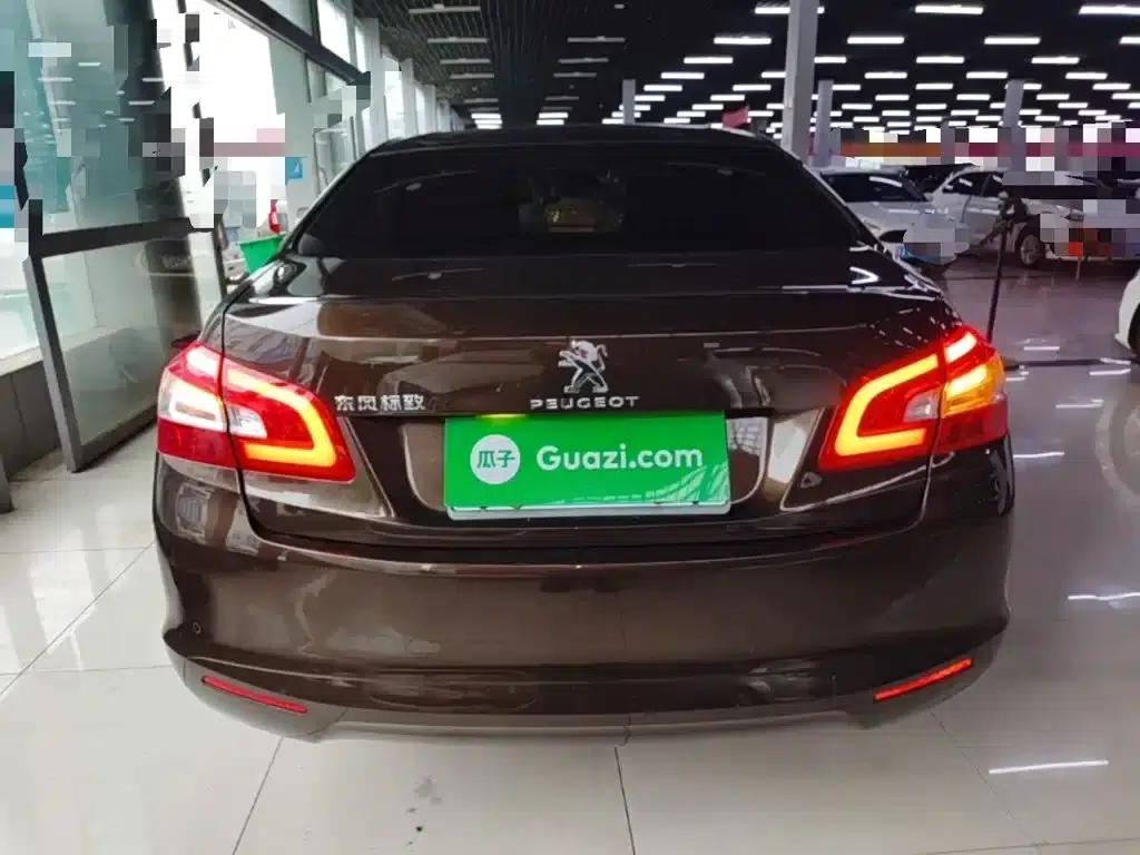 Peugeot 408 2014 1.8L Automatic Luxury Edition — миниатюра 6
