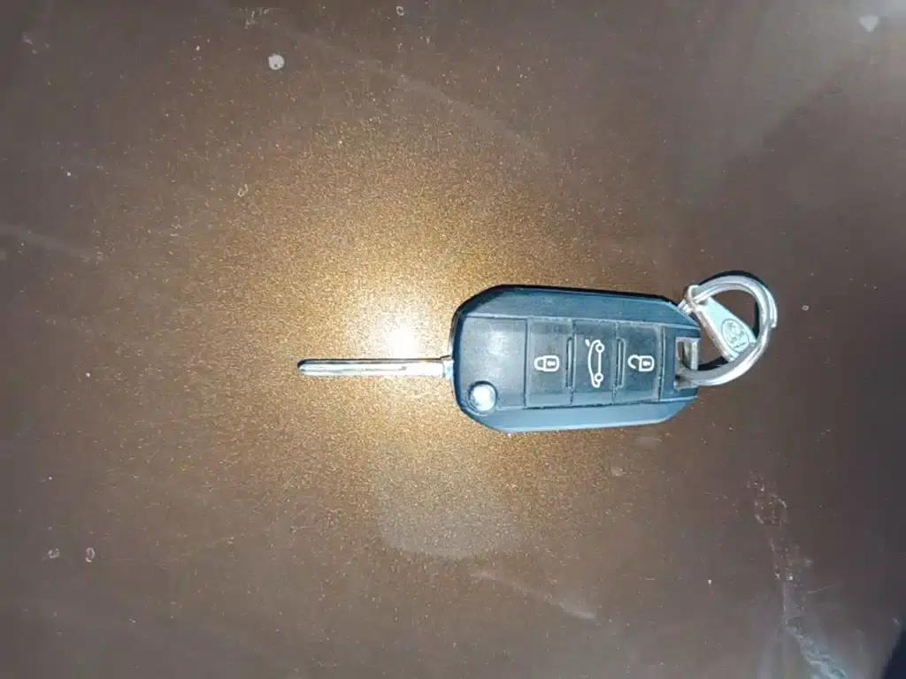 Peugeot 408 2014 1.8L Automatic Luxury Edition — миниатюра 9
