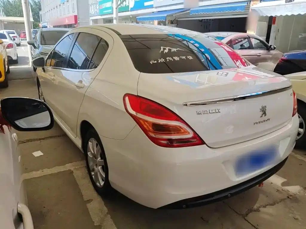 Peugeot 308 2013 1.6L Automatic Premium Edition — миниатюра 5