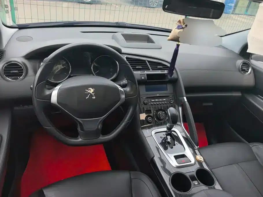 Peugeot 3008 2015 2.0L Automatic Trend Edition — миниатюра 12