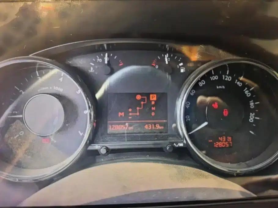 Peugeot 3008 2015 2.0L Automatic Trend Edition — миниатюра 14
