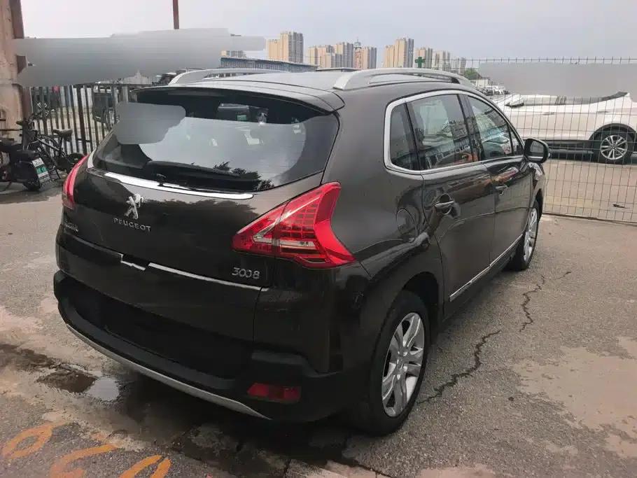 Peugeot 3008 2015 2.0L Automatic Trend Edition — миниатюра 3