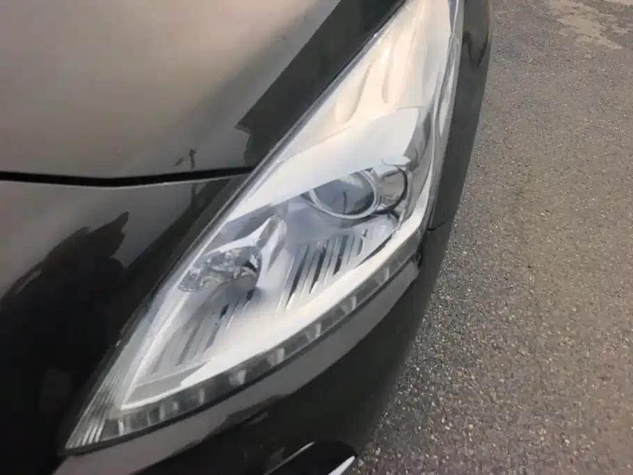 Peugeot 3008 2015 2.0L Automatic Trend Edition — миниатюра 5