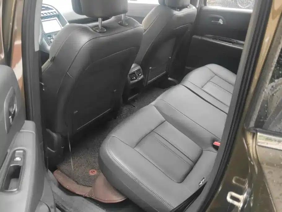 Peugeot 3008 2015 1.6THP Automatic Classic Edition — миниатюра 10