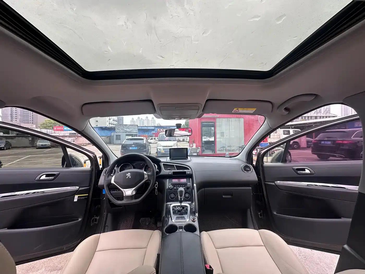 Peugeot 3008 2015 2.0L Automatic Trend Edition — миниатюра 11