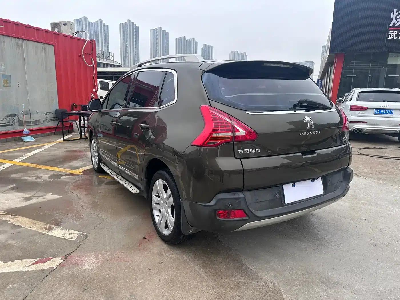 Peugeot 3008 2015 2.0L Automatic Trend Edition — миниатюра 17