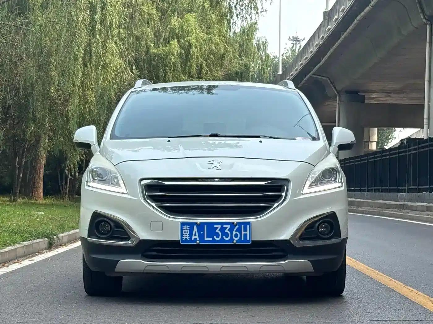 Peugeot 3008 2015 2.0L Automatic Classic Edition — миниатюра 2