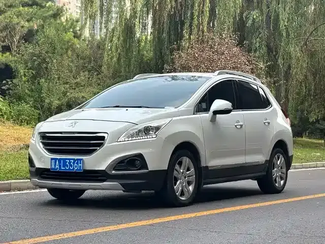 Peugeot 3008 2015 2.0L Automatic Classic Edition