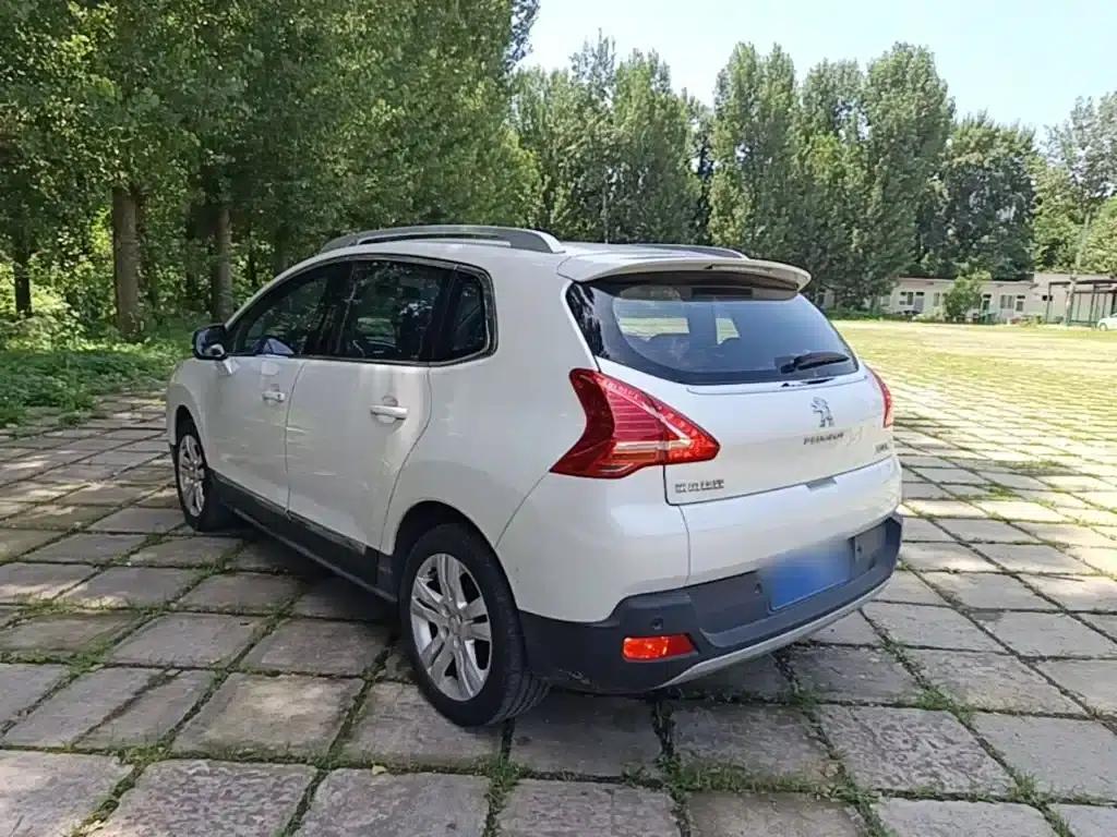 Peugeot 3008 2015 1.6THP Automatic Premium Edition — миниатюра 5