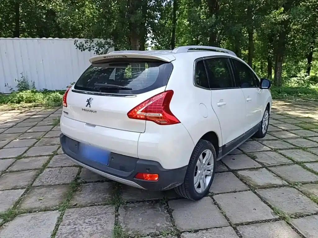Peugeot 3008 2015 1.6THP Automatic Premium Edition — миниатюра 7
