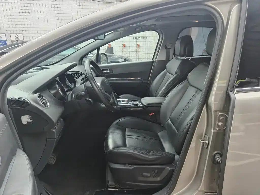 Peugeot 3008 2015 1.6THP Automatic Premium Edition — миниатюра 15