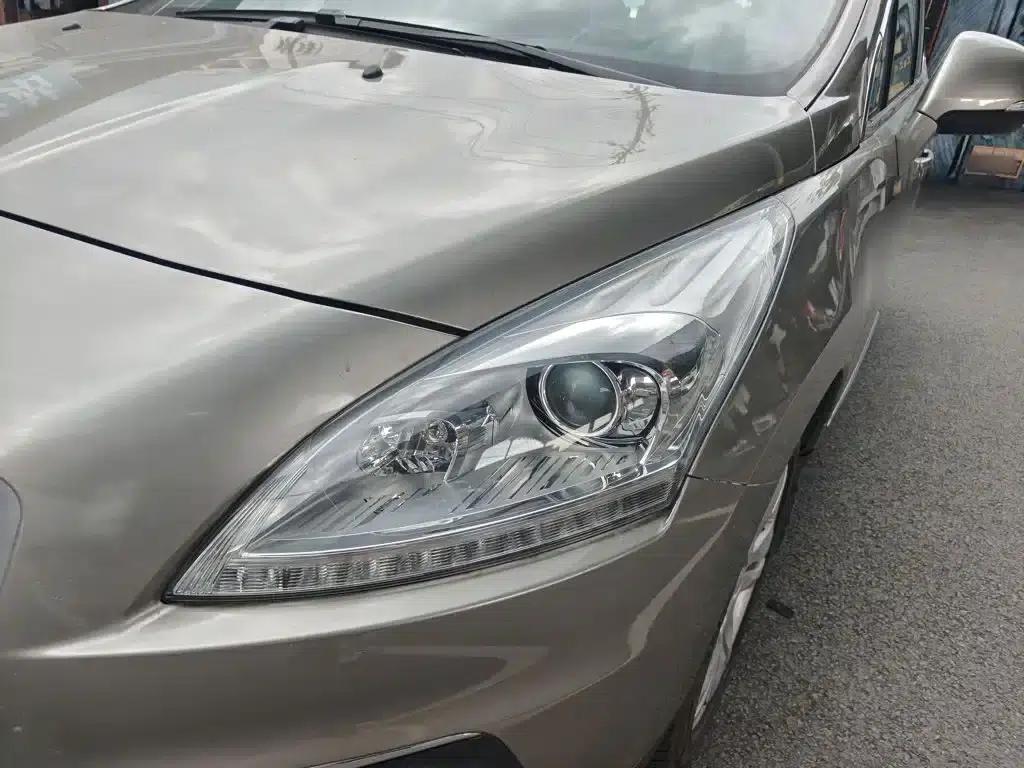 Peugeot 3008 2015 1.6THP Automatic Premium Edition — миниатюра 24