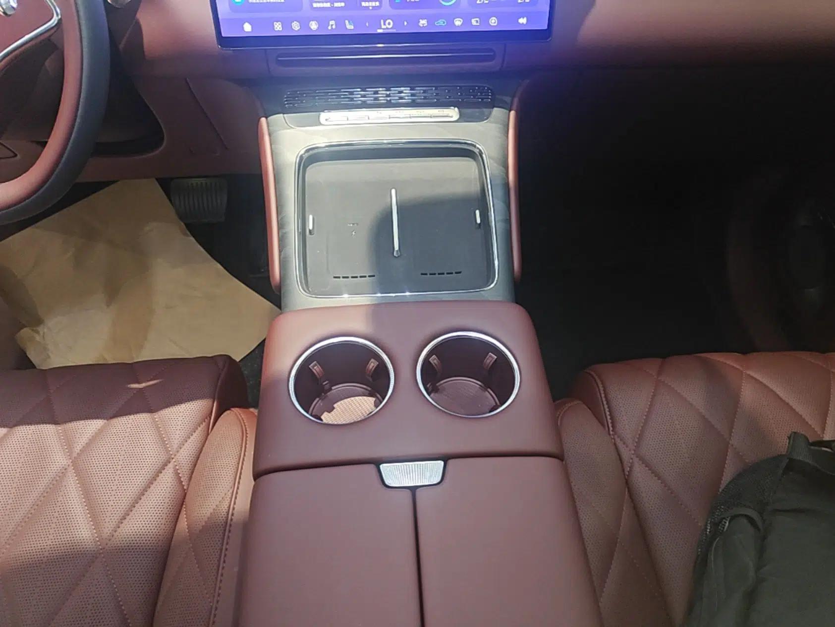 VOYAH Titan 2026 Model Max+ — миниатюра 16