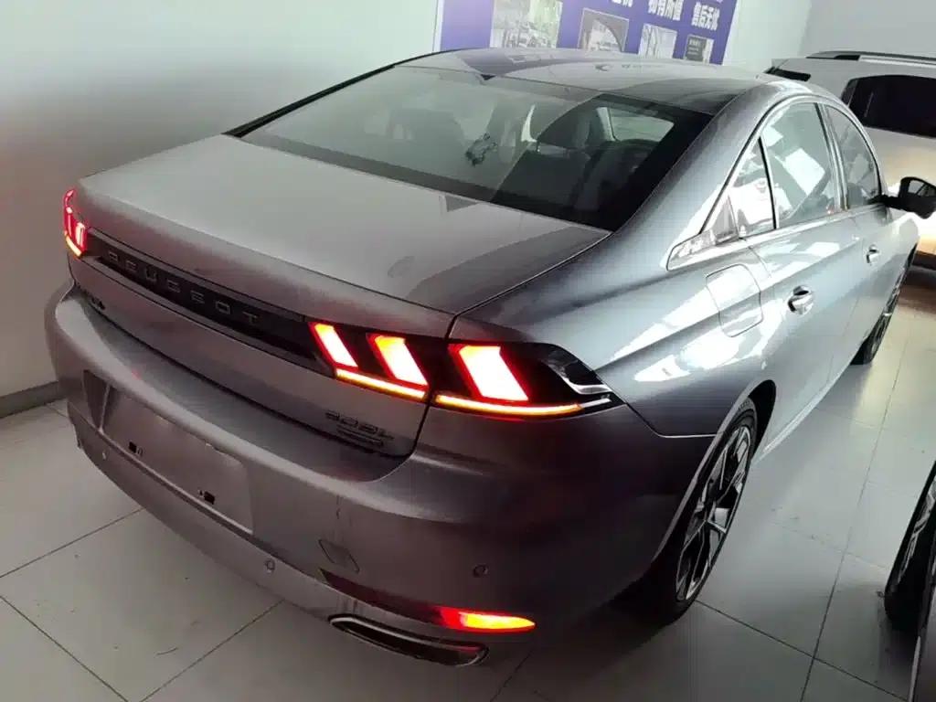 Peugeot 508 2023 Model 508L 400THP Dynamic Flagship Edition — миниатюра 7