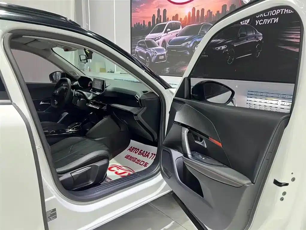 Peugeot 2008 2022 230THP THE ONE — миниатюра 17