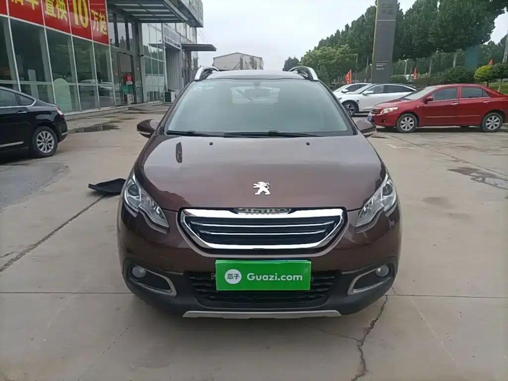 Peugeot 2008 2014 Model 1.6L Manual Fashion Edition — миниатюра 3