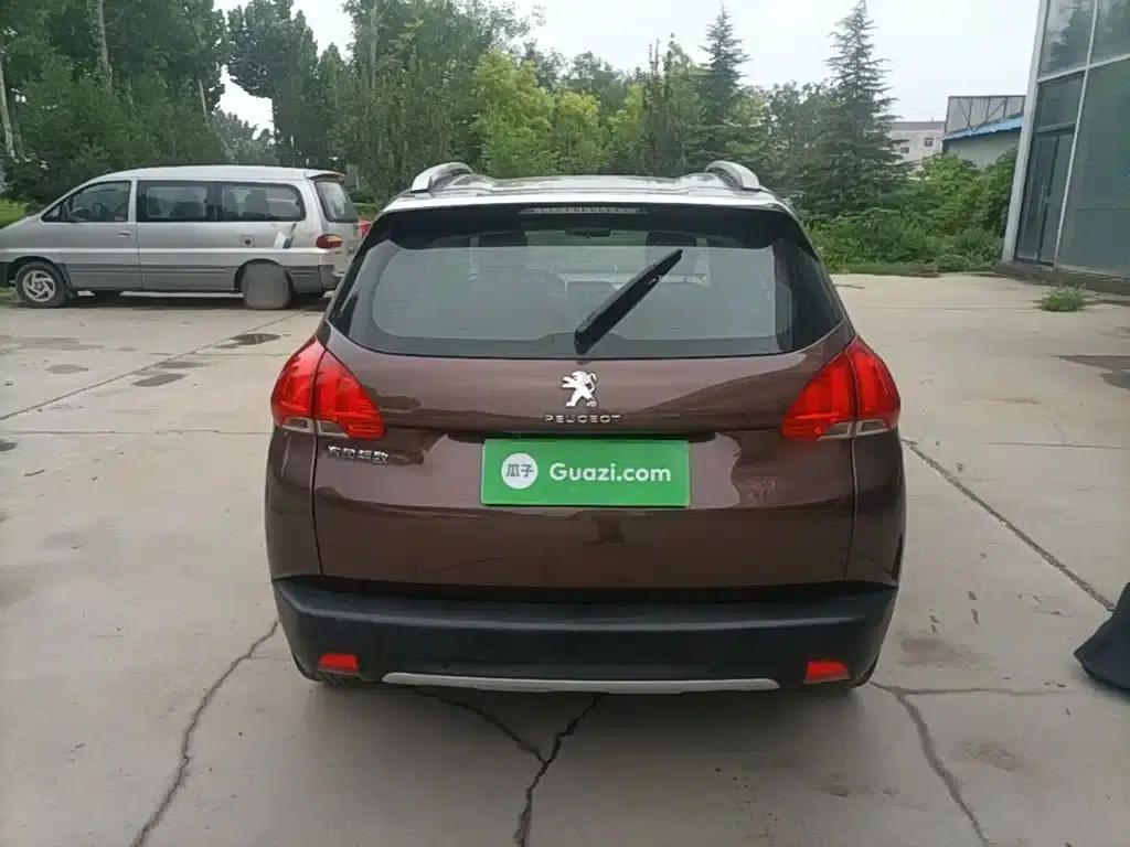 Peugeot 2008 2014 Model 1.6L Manual Fashion Edition — миниатюра 6