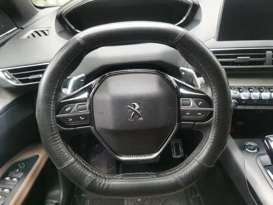 Peugeot 5008 2017 380THP 7-seater Luxury GT Edition — миниатюра 15