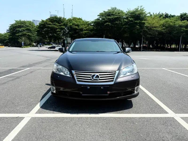 Lexus ES 2010 240 Luxury Edition — миниатюра 2