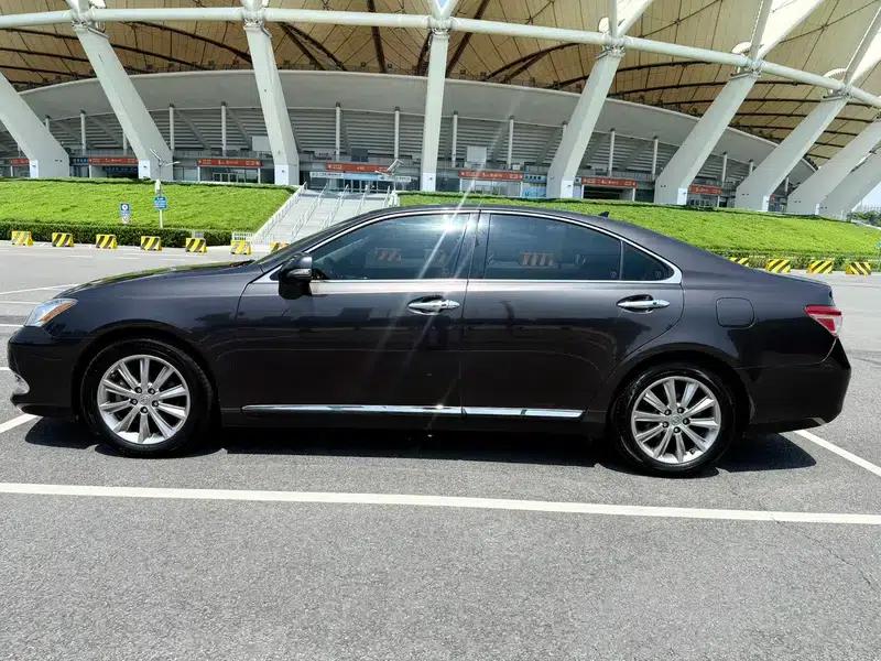 Lexus ES 2010 240 Luxury Edition — миниатюра 4