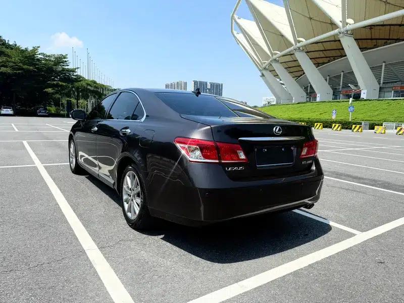 Lexus ES 2010 240 Luxury Edition — миниатюра 5