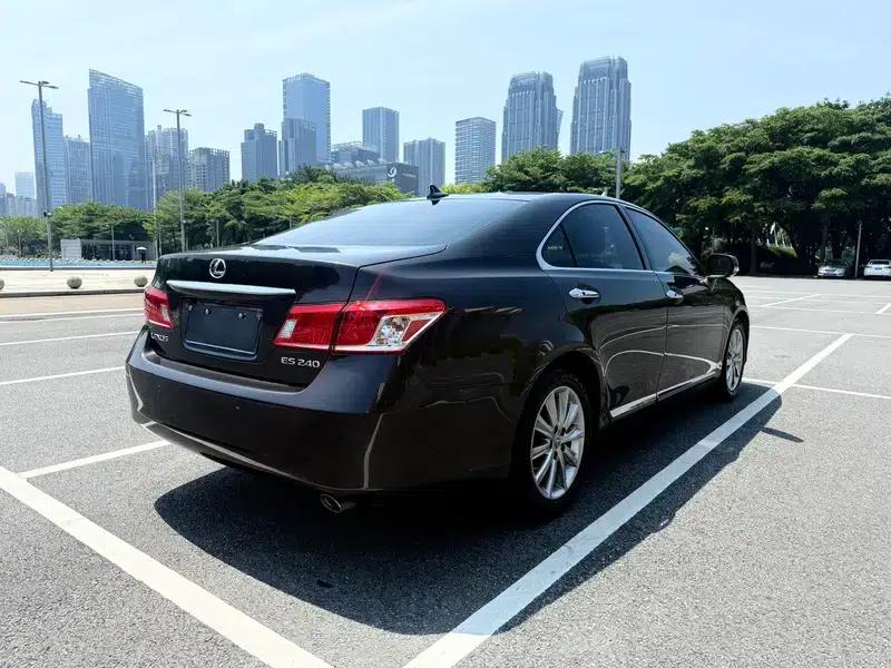 Lexus ES 2010 240 Luxury Edition — миниатюра 7