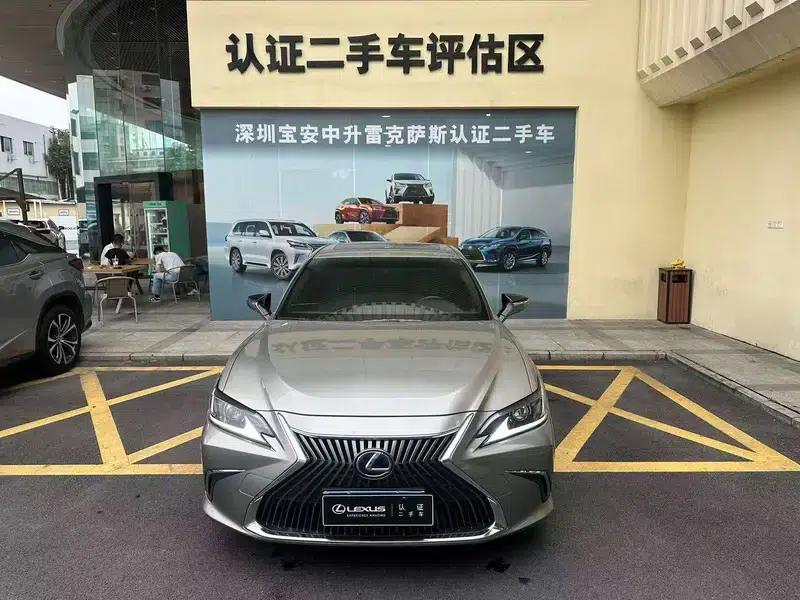 Lexus ES 2020 300h Premium Edition (China VI Emission Standard) — миниатюра 2