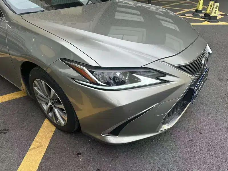Lexus ES 2020 300h Premium Edition (China VI Emission Standard) — миниатюра 3