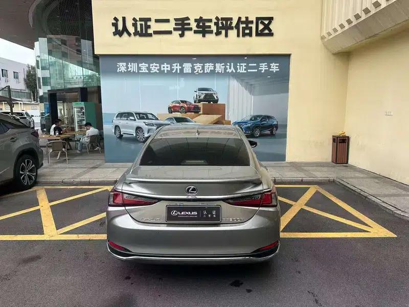 Lexus ES 2020 300h Premium Edition (China VI Emission Standard) — миниатюра 4