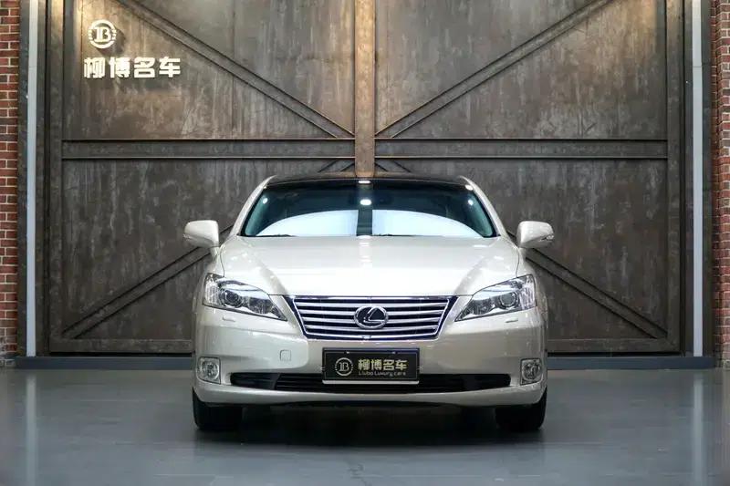 Lexus ES 2012 240 Special Limited Edition — миниатюра 2